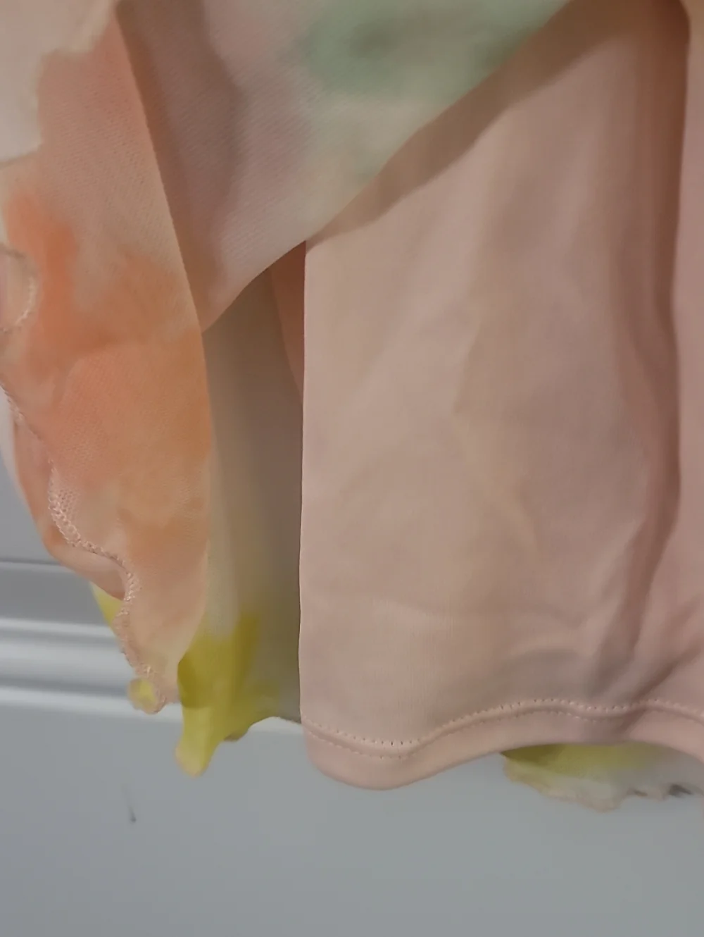 art class Pastel Tie-Dye Tee in Yellow, Peach, Sage